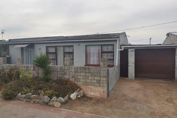 2 Bedroom Property for Sale in White City Western Cape